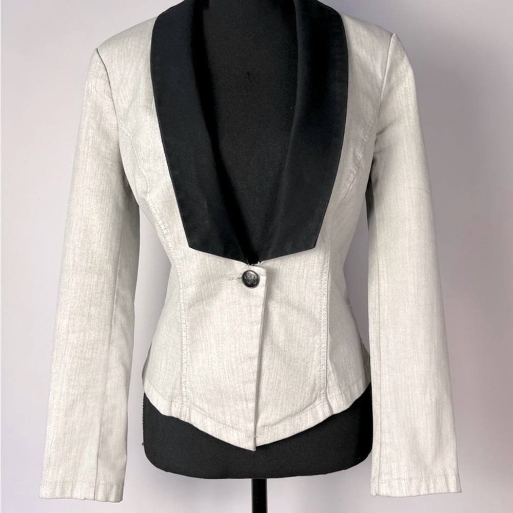 Rock & Republic “Black Tie” Light Gray Denim Jacket